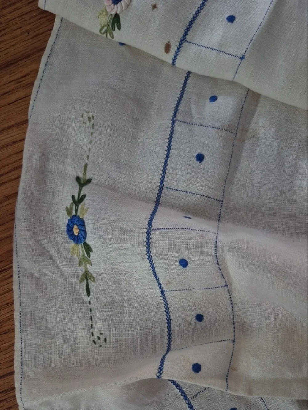 Embroidered White Cotton Table Runner Linen with Blue Floral Accents
